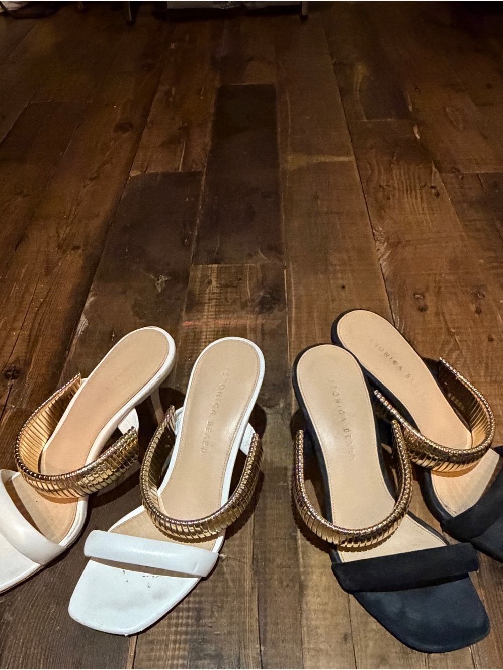 Veronica Beard Tobin sandal with Gold Accent - White and gold